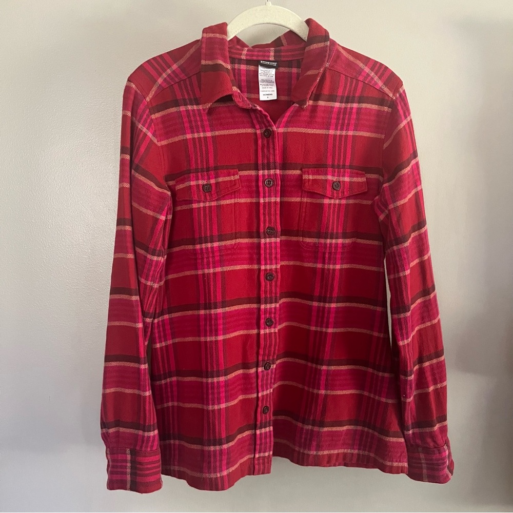 Patagonia Organic Fjord Flannel Red Pink Plaid Button-Up Shirt Size 6
